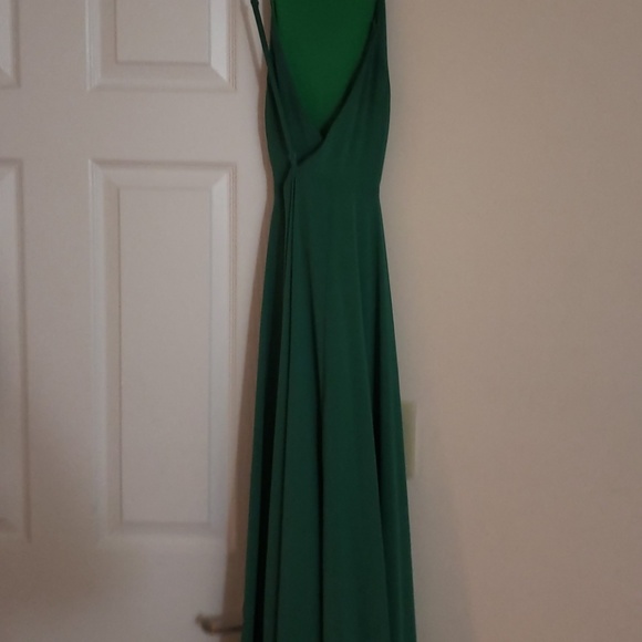 Dress - Picture 3 of 4
